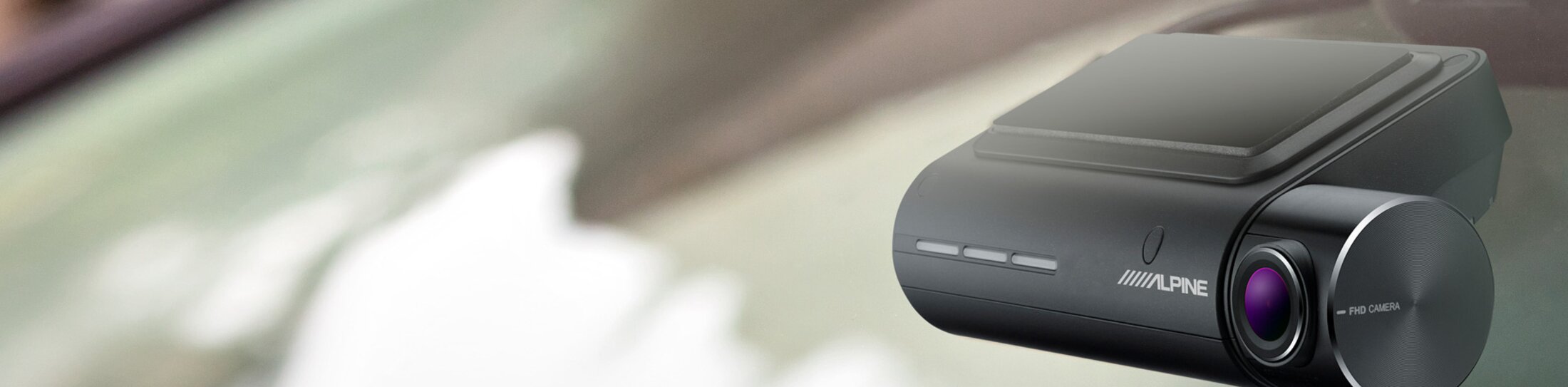 Alpine DVR-F800 Pro installed | © ALPS ALPINE Europe GmbH