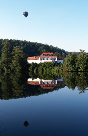 Blieskastel Annahof am Würzbacher Weiher, Strada del barocco della Saar-Palatinato | © Blieskastel Annahof am Würzbacher Weiher © Jürgen Profoehr, AG Barockstraße Saarpfalz