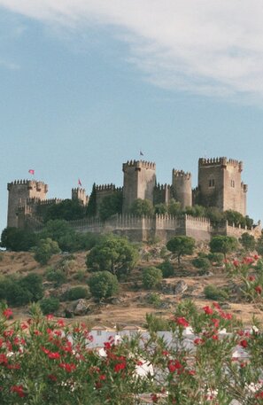 Castillo de Almodóvar del Río (Córdoba) | © Castillo de Almodóvar del Río (Córdoba) | Foto: Rabe!, CC BY-SA 3.0, via Wikimedia Commons